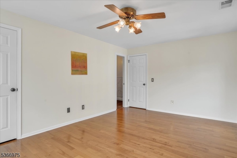 Sutton Woods - Residential