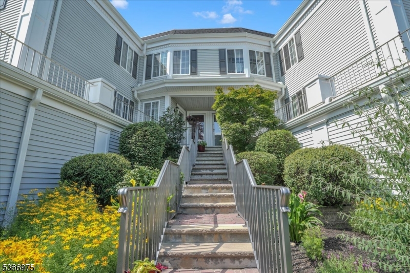 Sutton Woods - Residential