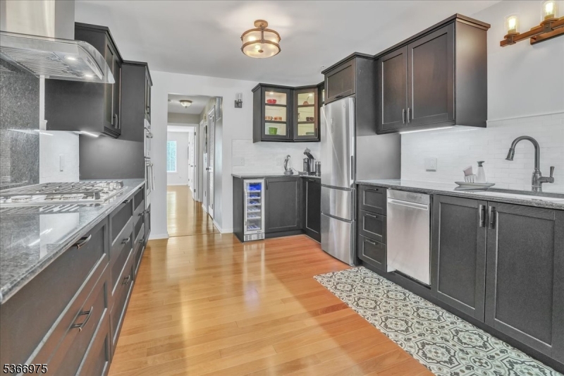 Sutton Woods - Residential