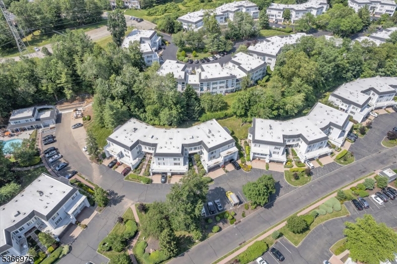 Sutton Woods - Residential