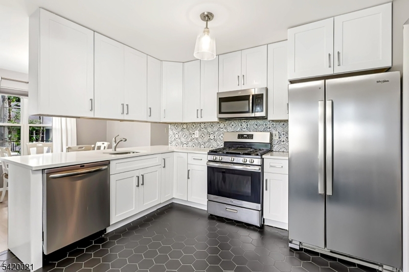 Condo - Residential