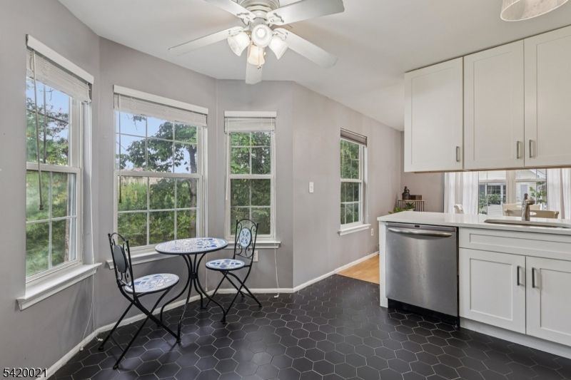 Condo - Residential