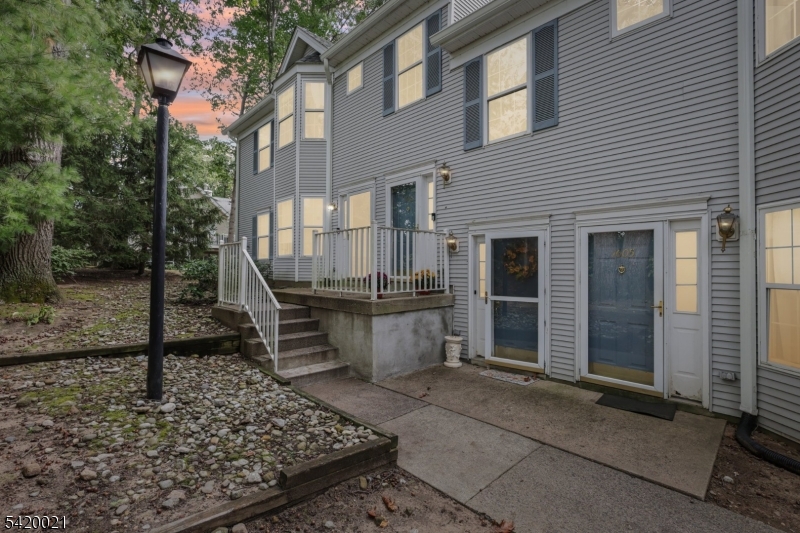 Condo - Residential