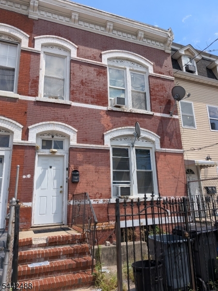 Photo 1 of 2 — 17 Wakeman Ave, Newark City, NJ 07104