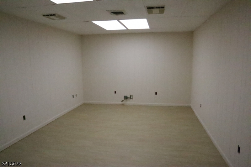 Somerville Boro, New Jersey 08876, United States, ,Residential,Active,43123