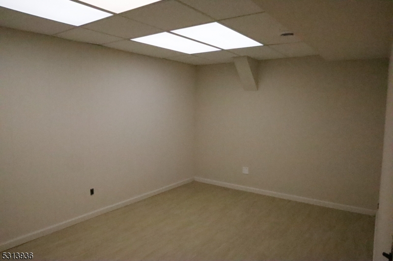 Somerville Boro, New Jersey 08876, United States, ,Residential,Active,43123