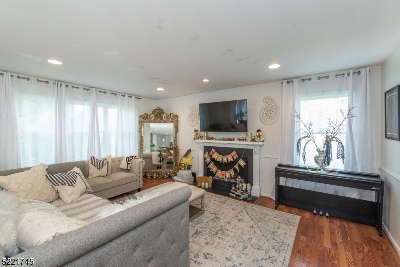 Brush Meadows - Residential Lease