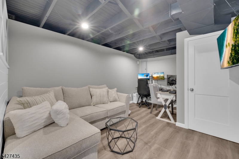 Lake Shawnee - Residential