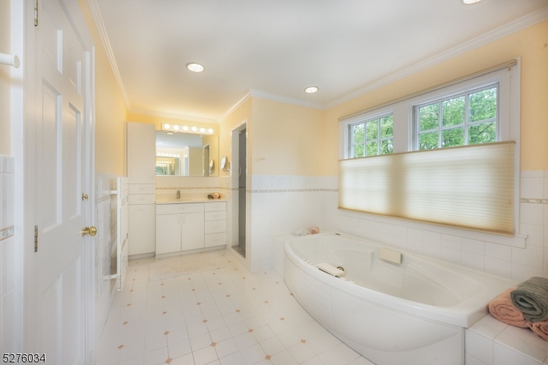 Highland Woods - Residential