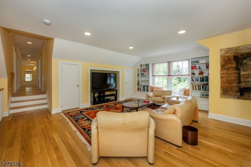 Highland Woods - Residential