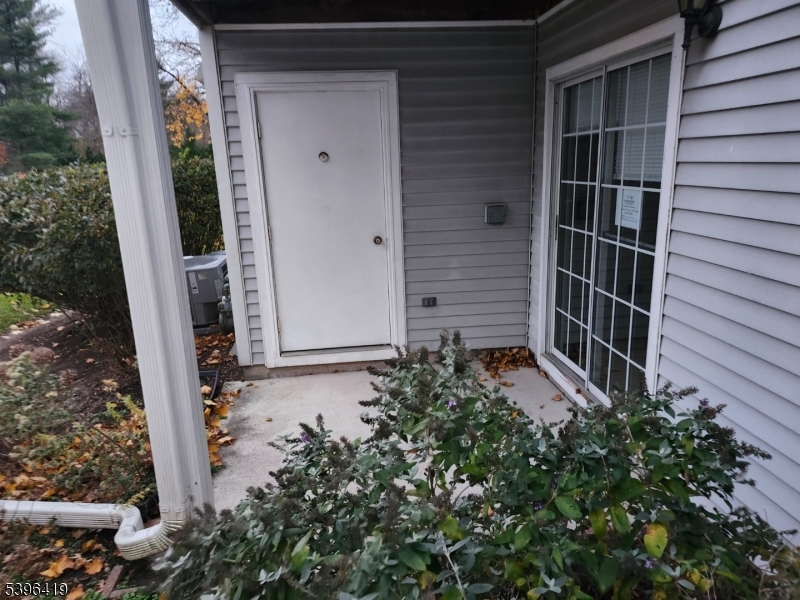 Hilltop Farms - Residential