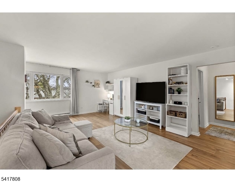 Wedgewood Gardens - Residential