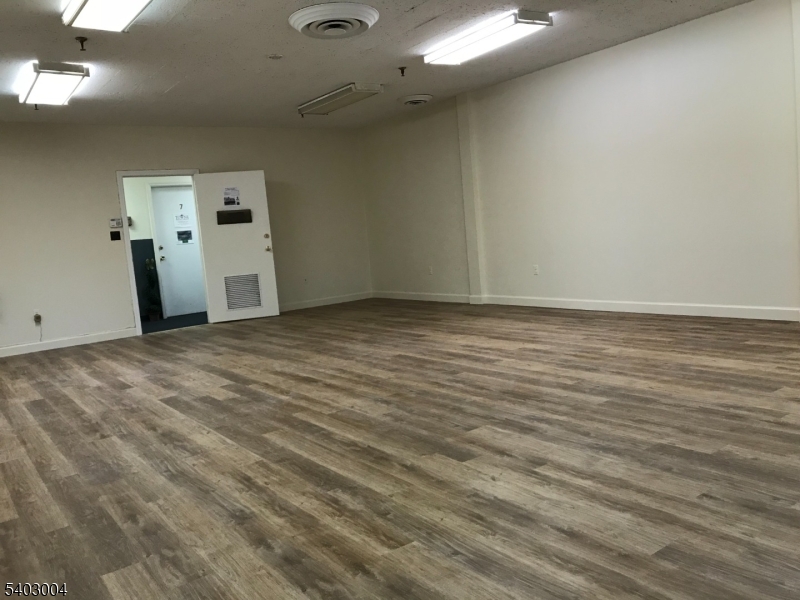 Downtown - Commercial Lease