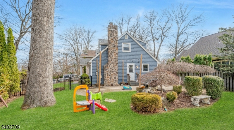 Rainbow Lakes - Residential