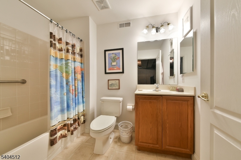 Lamberts Hill - Residential