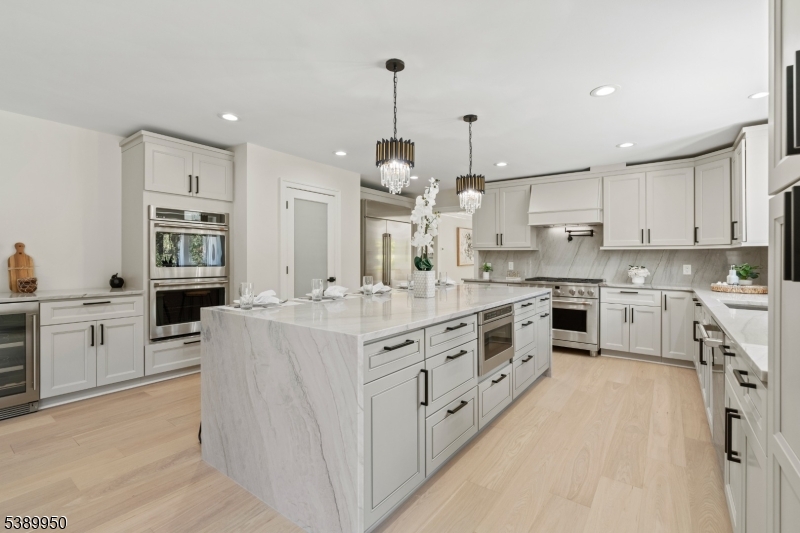 East Side on Mendham - Residential