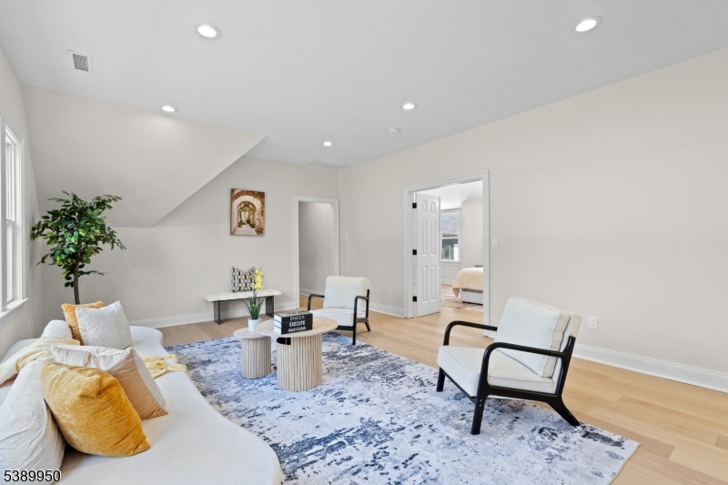 East Side on Mendham - Residential