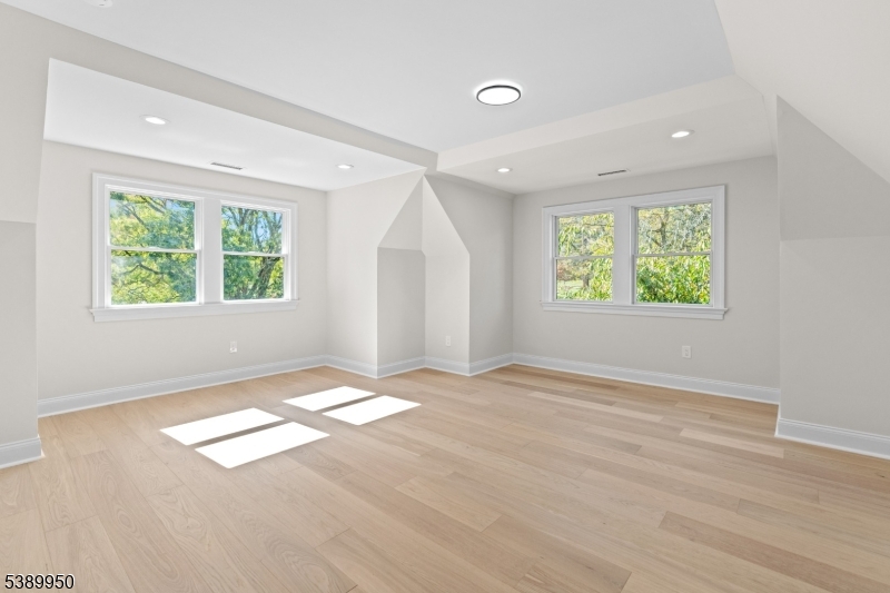 East Side on Mendham - Residential