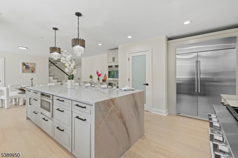 East Side on Mendham - Residential