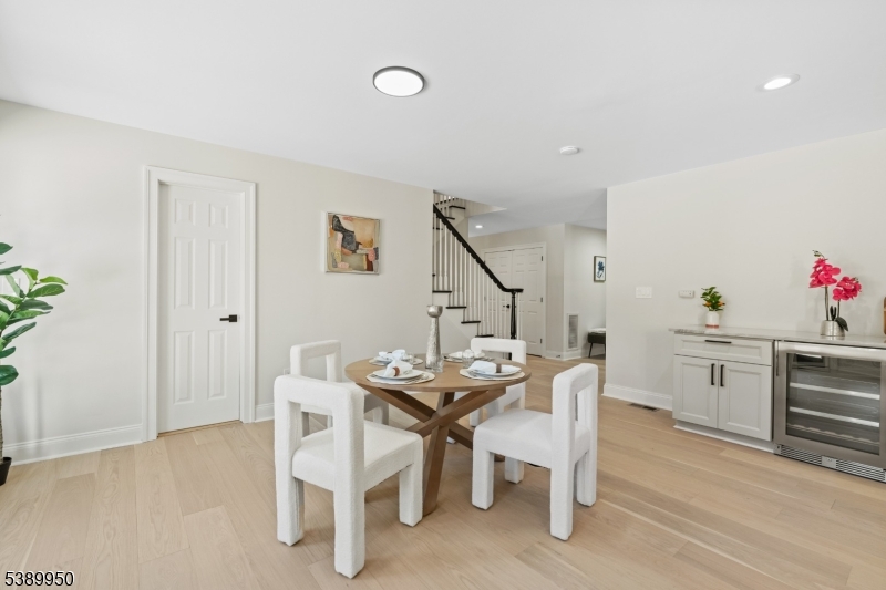 East Side on Mendham - Residential