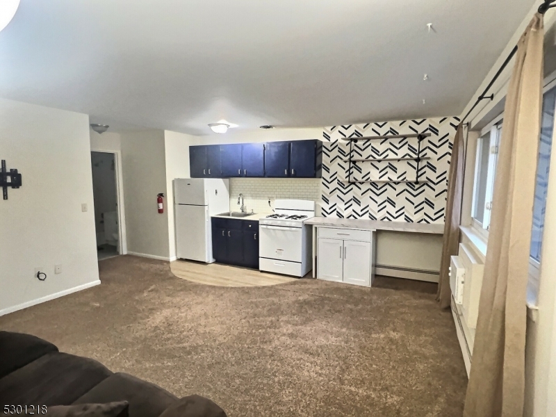 Manor II - Residential Lease