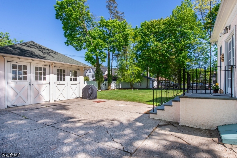 Seven Oaks - Residential