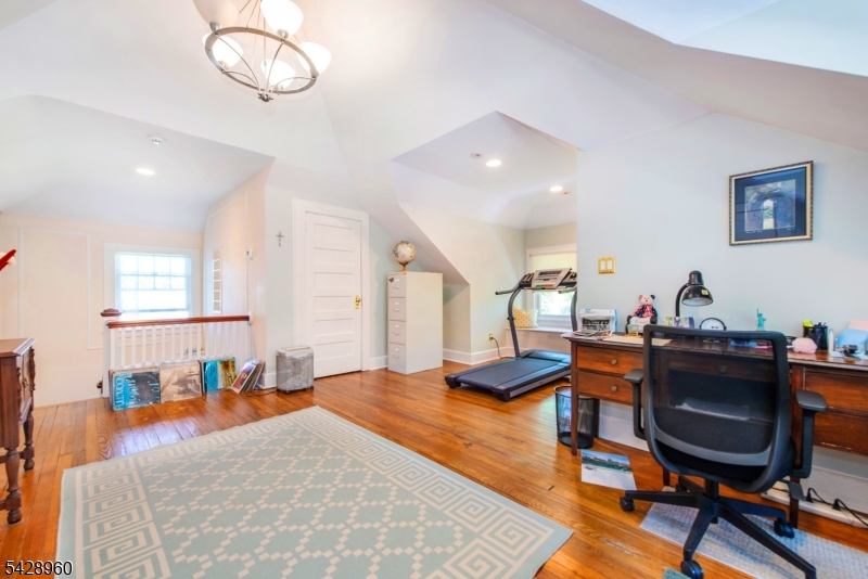 Seven Oaks - Residential