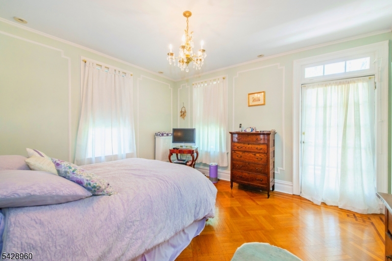 Seven Oaks - Residential