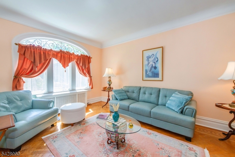 Seven Oaks - Residential