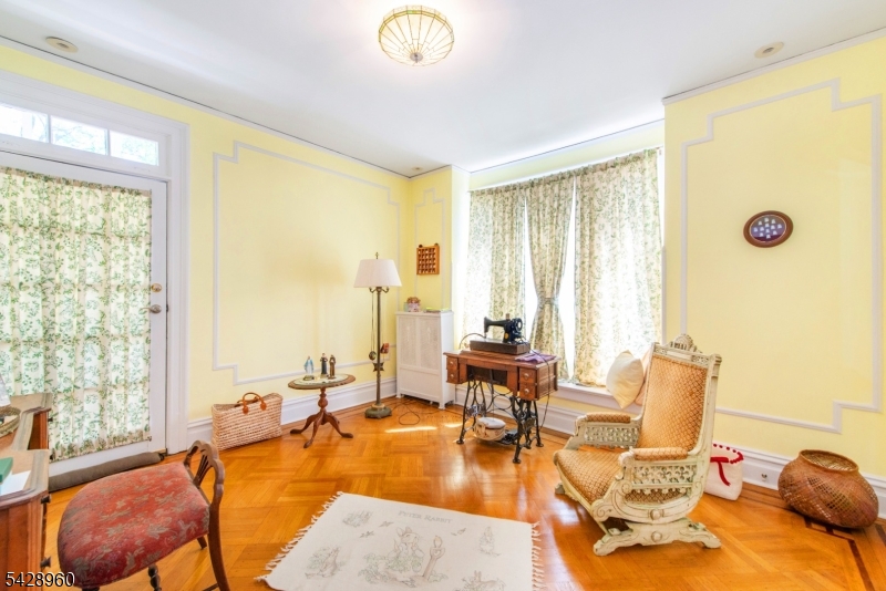 Seven Oaks - Residential