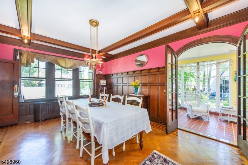 Seven Oaks - Residential
