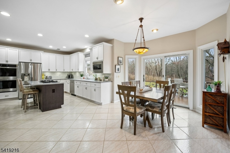 Ironia - Residential