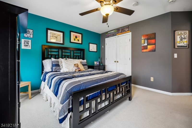 Ironia - Residential