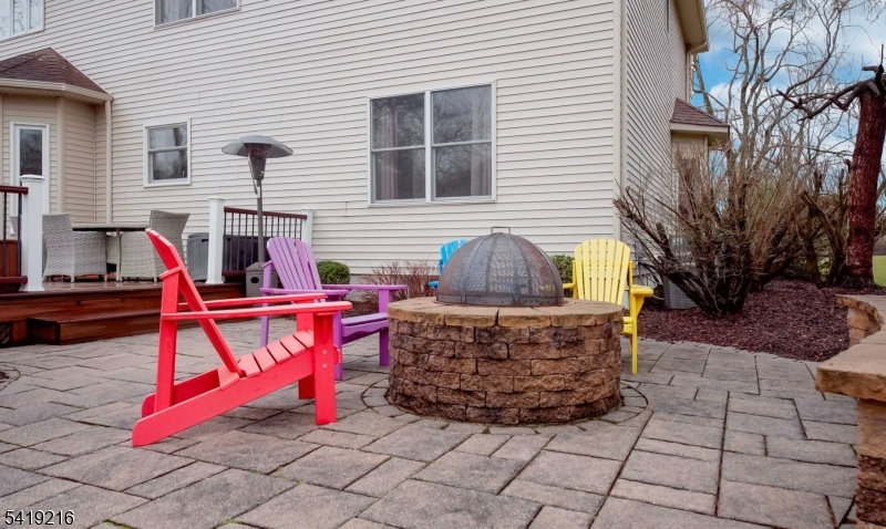 Ironia - Residential