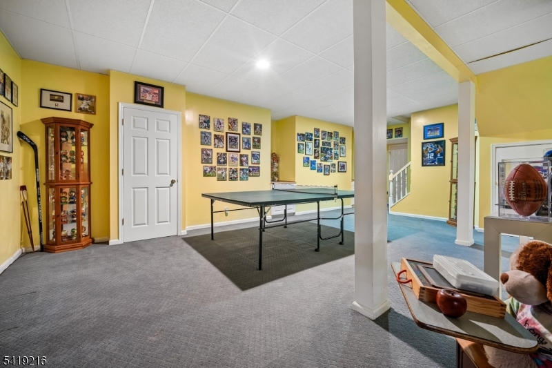 Ironia - Residential