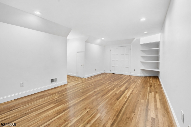 Bernardsville Mountain - Residential