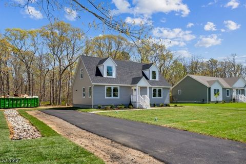 MLS: 3925100