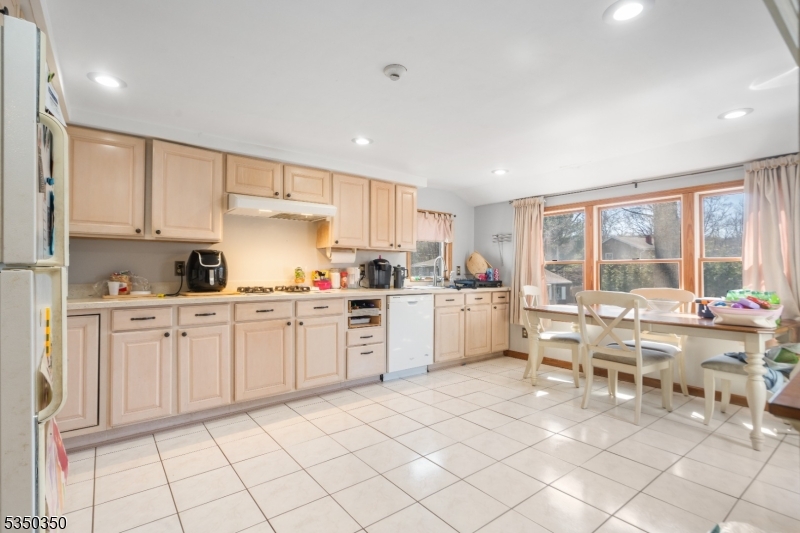 10 Stony Brook Rd