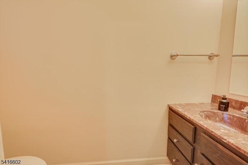 Montgomery Manor - Residential