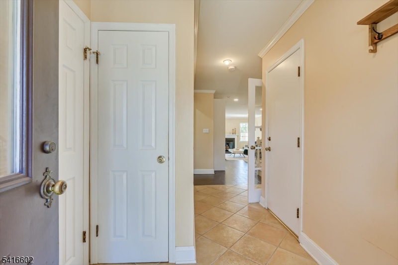 Montgomery Manor - Residential