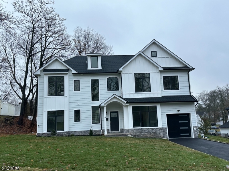 New renovated 5 bedrooms , 3 and half bathrooms colonial.