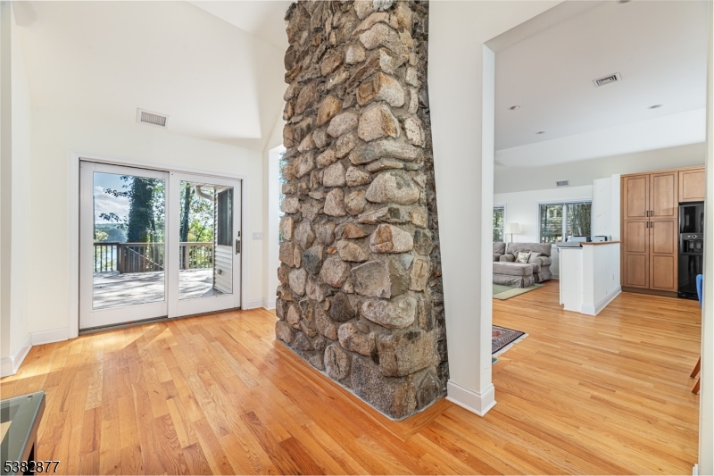 Vernon Twp., New Jersey 07422, United States, 3 Bedrooms Bedrooms, ,3 BathroomsBathrooms,Residential,Coming Soon,205668