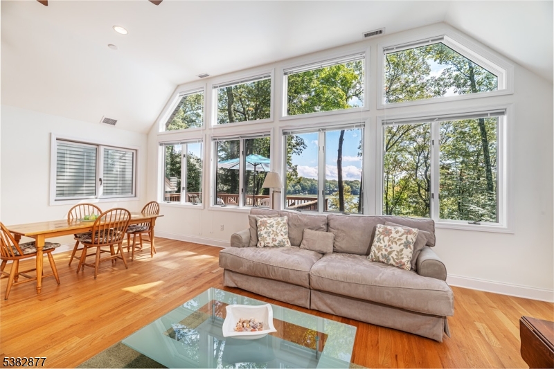 Vernon Twp., New Jersey 07422, United States, 3 Bedrooms Bedrooms, ,3 BathroomsBathrooms,Residential,Coming Soon,205668