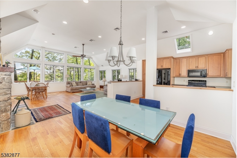 Vernon Twp., New Jersey 07422, United States, 3 Bedrooms Bedrooms, ,3 BathroomsBathrooms,Residential,Coming Soon,205668