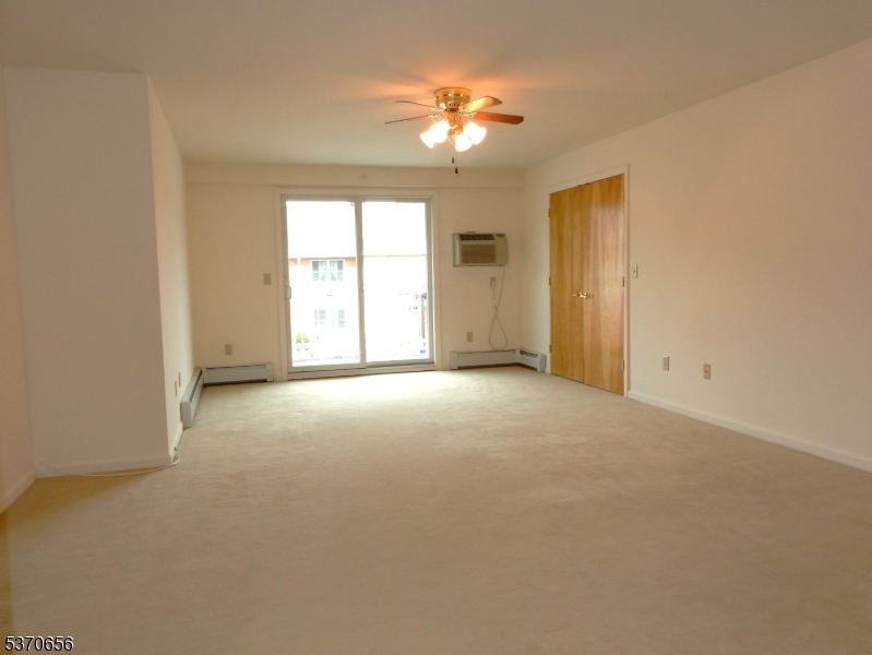 River Walk - Residential Lease