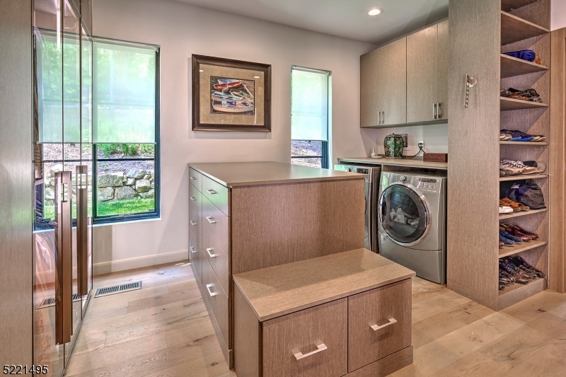 Round Top - Residential