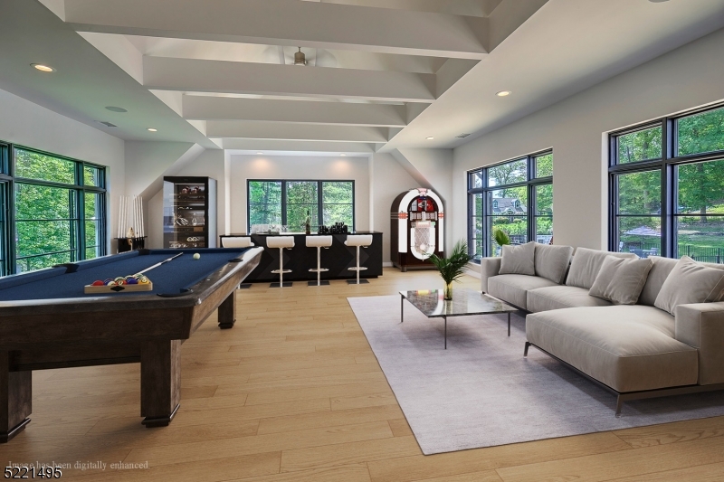 Round Top - Residential