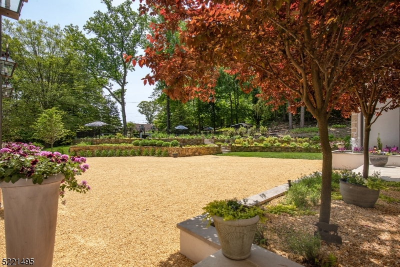 Round Top - Residential