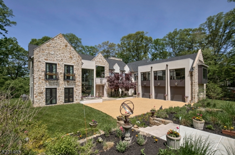 Round Top - Residential