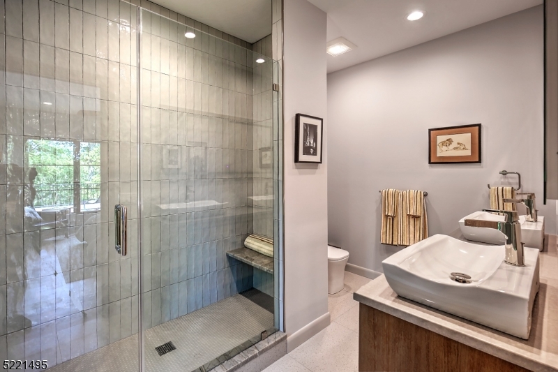 Round Top - Residential